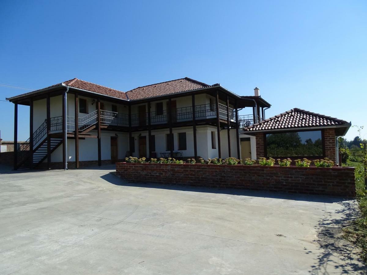 Ebner Pince - Panzio Bed and Breakfast Turbékpuszta Buitenkant foto